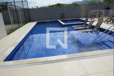 Apartamento para alugar com 70m², 2 quartos e sem vagaPiscina