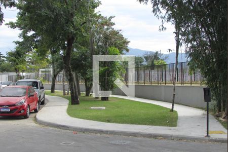 Apartamento para alugar com 70m², 2 quartos e sem vagaVista da Rua