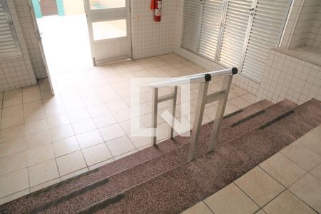 Apartamento para alugar com 32m², 1 quarto e sem vagaEscada