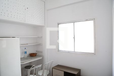 Sala de apartamento para alugar com 1 quarto, 32m² em Aviação, Praia Grande