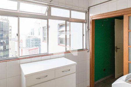 Apartamento à venda com 90m², 2 quartos e 1 vagaÁrea de Serviço