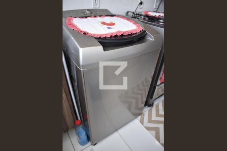 Apartamento para alugar com 45m², 2 quartos e 1 vagaÁrea de Serviço - Máquina de Lavar