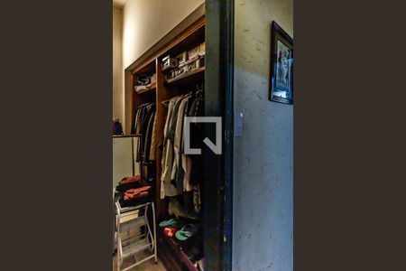 Apartamento à venda com 160m², 3 quartos e 1 vagaCloset