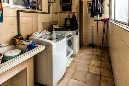 Apartamento à venda com 160m², 3 quartos e 1 vagaÁrea de serviço