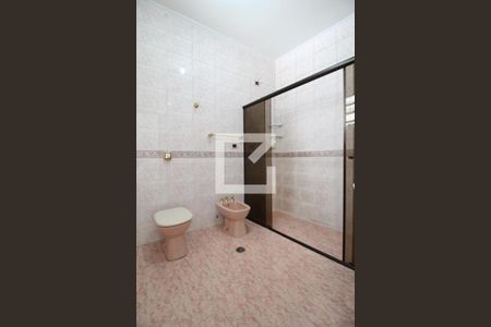 Casa à venda com 150m², 2 quartos e 2 vagasBanheiro
