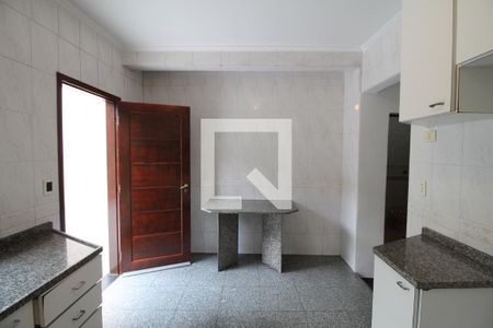 Casa à venda com 150m², 2 quartos e 2 vagasCozinha