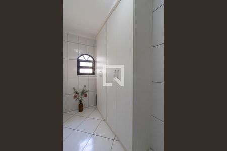 Casa à venda com 189m², 3 quartos e 2 vagas Casa à venda com 189m², 3 quartos e 2 vagasBanheiro da Suíte