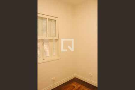 Casa para alugar com 120m², 3 quartos e 2 vagasEscritório