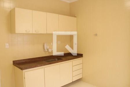 Casa para alugar com 120m², 3 quartos e 2 vagasCozinha - Armários