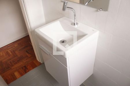 Casa para alugar com 120m², 3 quartos e 2 vagasBanheiro - torneira