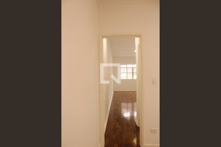 Casa para alugar com 120m², 3 quartos e 2 vagasCorredor