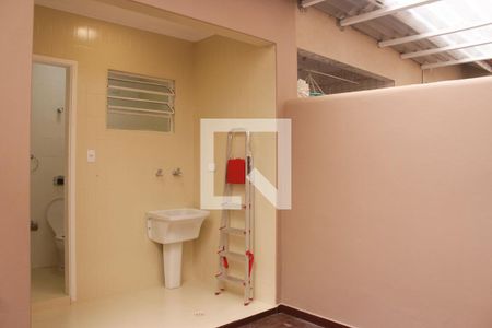 Casa para alugar com 120m², 3 quartos e 2 vagasQuintal