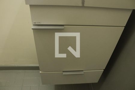 Banheiro  de casa para alugar com 3 quartos, 120m² em Jardim Luanda, São Paulo