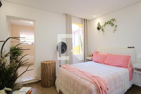 Suíte 1 de casa à venda com 3 quartos, 205m² em Parque São Jorge, São Paulo