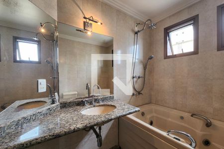 Apartamento para alugar com 165m², 3 quartos e 3 vagasBanheiro