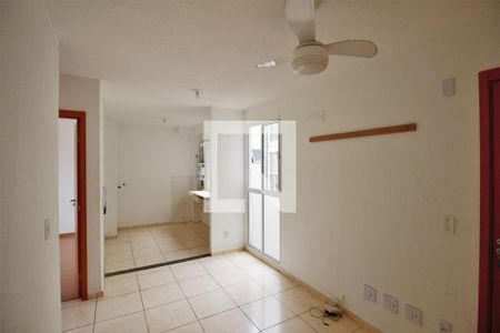 Sala de apartamento para alugar com 2 quartos, 50m² em Vila Lage, São Gonçalo