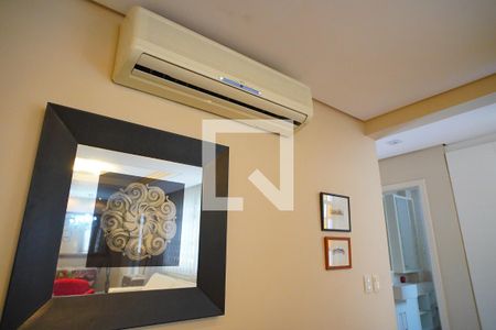 Sala de apartamento para alugar com 2 quartos, 78m² em Petrópolis, Porto Alegre