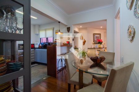 Apartamento para alugar com 147m², 3 quartos e 2 vagas Apartamento para alugar com 147m², 3 quartos e 2 vagasCozinha