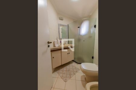 Apartamento para alugar com 147m², 3 quartos e 2 vagas Apartamento para alugar com 147m², 3 quartos e 2 vagasBanheiro Corredor