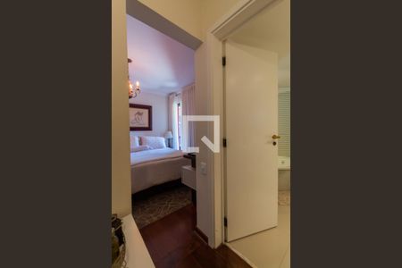 Apartamento para alugar com 147m², 3 quartos e 2 vagas Apartamento para alugar com 147m², 3 quartos e 2 vagasCloset da suíte