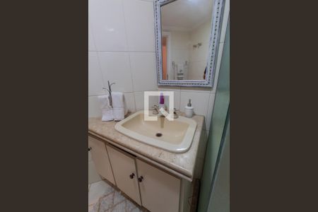 Apartamento para alugar com 147m², 3 quartos e 2 vagas Apartamento para alugar com 147m², 3 quartos e 2 vagasBanheiro Corredor