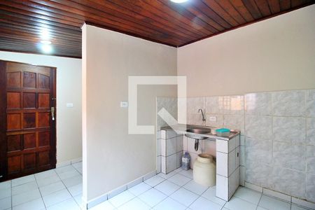 Cozinha de casa para alugar com 1 quarto, 30m² em Vila Guiomar, Santo André
