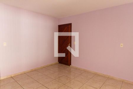 Sala de casa para alugar com 2 quartos, 200m² em Vila Invernada, São Paulo