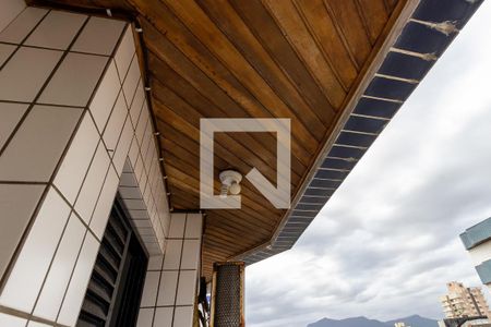 Apartamento para alugar com 25m², 1 quarto e 2 vagasDetalhe da varanda do quarto