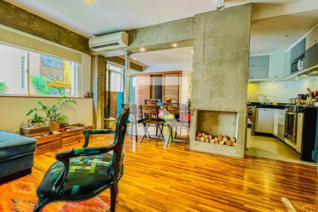 Sala/Cozinha de apartamento para alugar com 1 quarto, 92m² em Vila Madalena, São Paulo