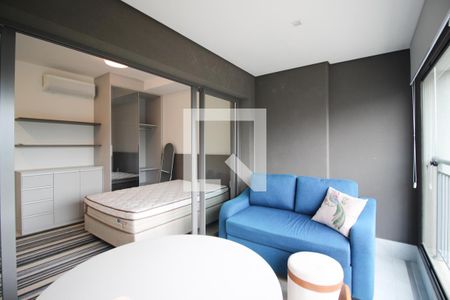 Varanda de kitnet/studio para alugar com 1 quarto, 35m² em Indianópolis, São Paulo