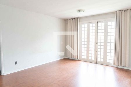 Casa de condomínio à venda com 450m², 4 quartos e 4 vagasSuíte 1