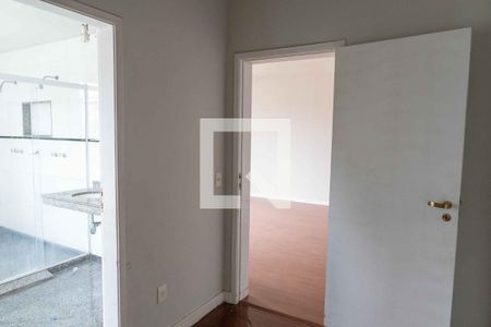 Casa de condomínio à venda com 450m², 4 quartos e 4 vagasCloset da suíte 1