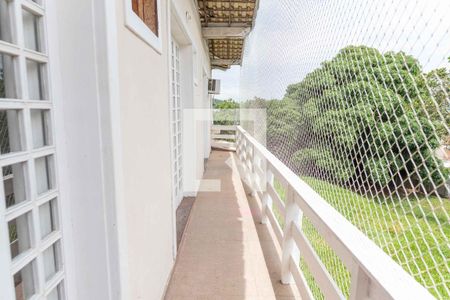 Casa de condomínio à venda com 450m², 4 quartos e 4 vagasVaranda do segundo piso
