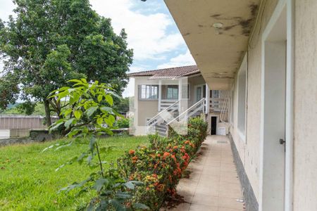 Casa de condomínio à venda com 450m², 4 quartos e 4 vagasQuintal