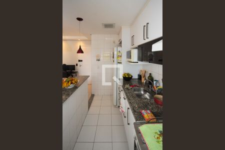 Apartamento à venda com 58m², 2 quartos e 1 vagaCozinha