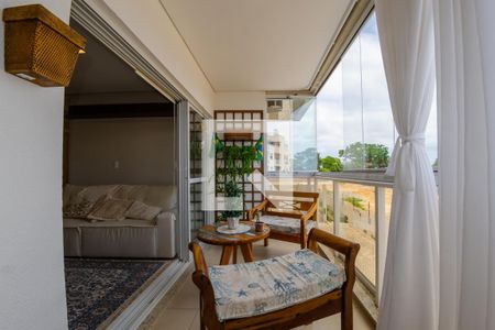 Apartamento para alugar com 84m², 2 quartos e 1 vaga Apartamento para alugar com 84m², 2 quartos e 1 vagaSacada