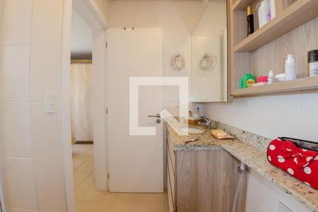 Banheiro da suíte de apartamento para alugar com 2 quartos, 84m² em Campeche, Florianópolis
