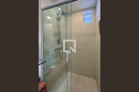 Apartamento à venda com 74m², 1 quarto e 1 vagaBanheiro da Suíte