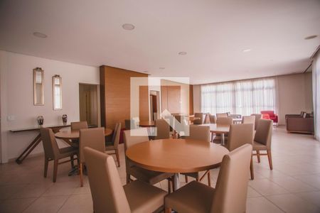 Apartamento à venda com 98m², 3 quartos e 2 vagas Apartamento à venda com 98m², 3 quartos e 2 vagasÁrea comum - Salão de festas