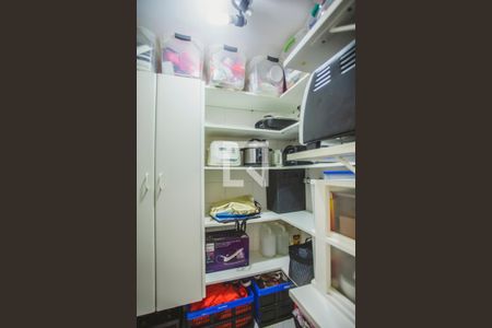 Apartamento à venda com 98m², 3 quartos e 2 vagas Apartamento à venda com 98m², 3 quartos e 2 vagasBanheiro de Serviço