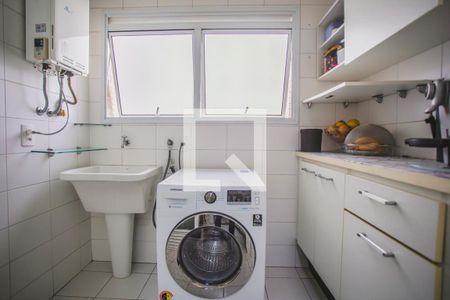 Apartamento à venda com 98m², 3 quartos e 2 vagas Apartamento à venda com 98m², 3 quartos e 2 vagasÁrea de Serviço