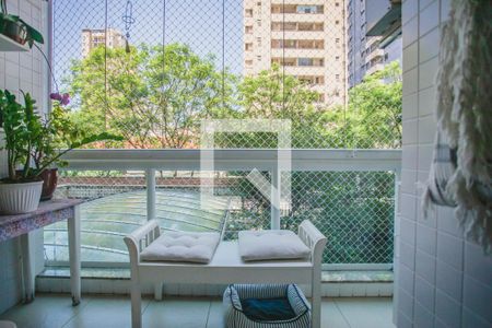 Apartamento à venda com 98m², 3 quartos e 2 vagas Apartamento à venda com 98m², 3 quartos e 2 vagasvaranda