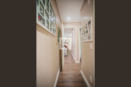 Apartamento à venda com 98m², 3 quartos e 2 vagas Apartamento à venda com 98m², 3 quartos e 2 vagasCorredor - Quartos