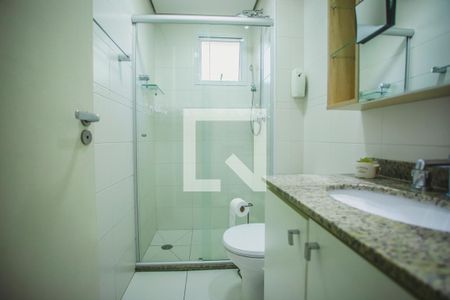 Apartamento à venda com 98m², 3 quartos e 2 vagas Apartamento à venda com 98m², 3 quartos e 2 vagasBanheiro 2