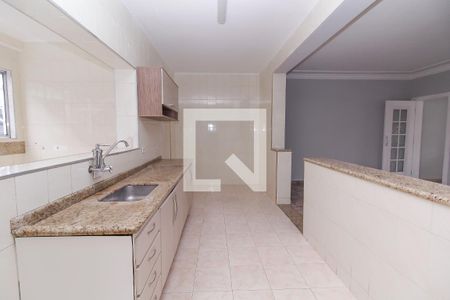 Casa para alugar com 220m², 4 quartos e 4 vagas Casa para alugar com 220m², 4 quartos e 4 vagasCozinha