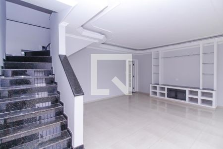 Sala de Estar de casa à venda com 4 quartos, 220m² em Jardim Avelino, São Paulo