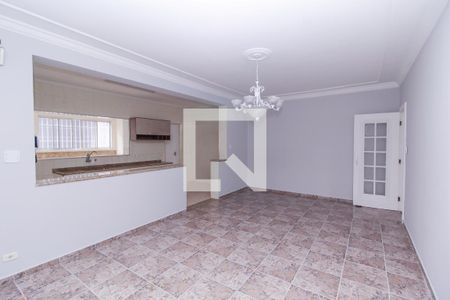 Casa para alugar com 220m², 4 quartos e 4 vagas Casa para alugar com 220m², 4 quartos e 4 vagasCopa