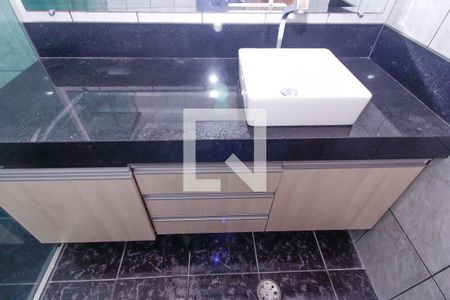 Casa para alugar com 220m², 4 quartos e 4 vagas Casa para alugar com 220m², 4 quartos e 4 vagasBanheiro 3