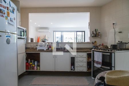 Apartamento à venda com 120m², 3 quartos e 2 vagasCozinha