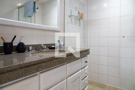 Apartamento à venda com 120m², 3 quartos e 2 vagasBanheiro social